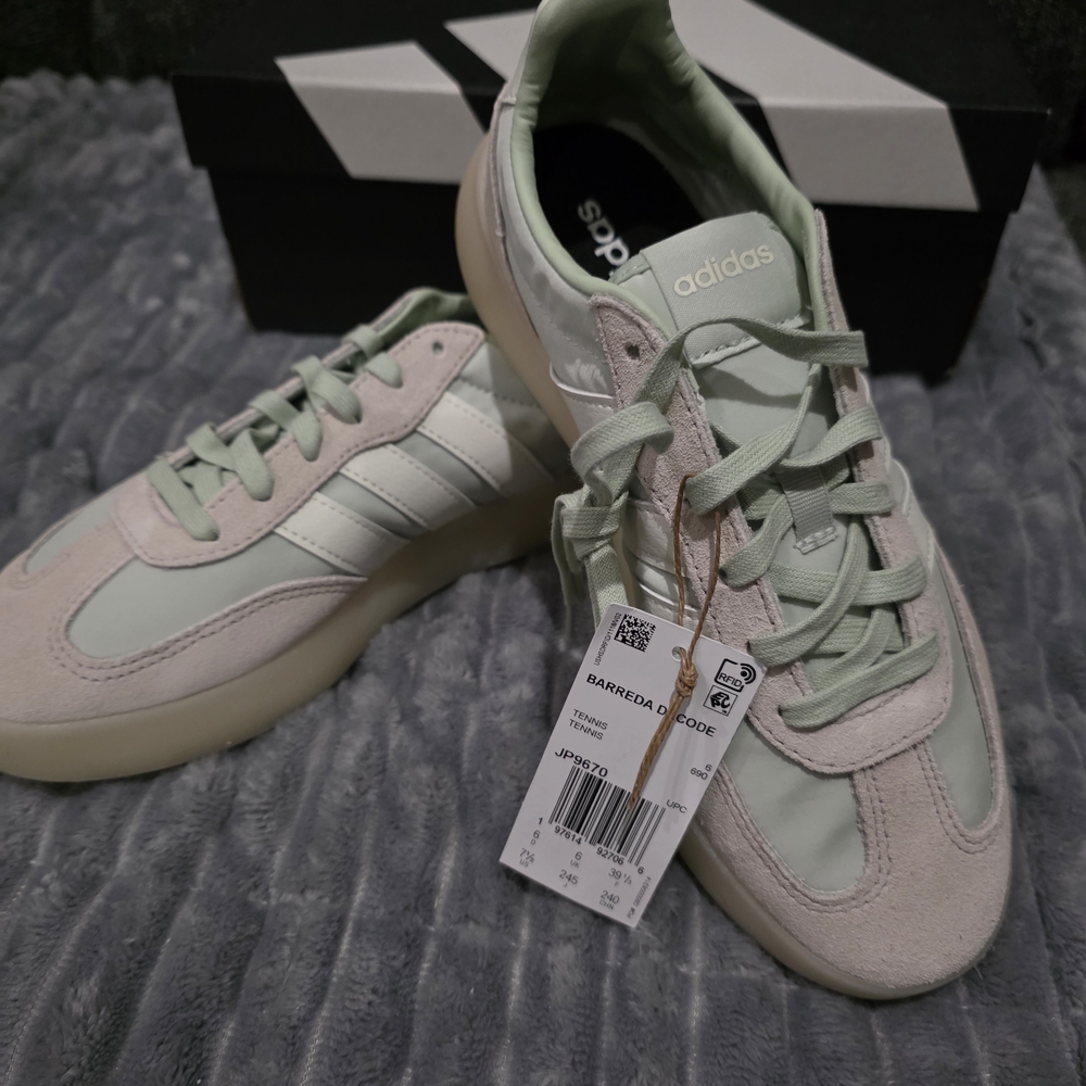 Adidas Barreda Decode